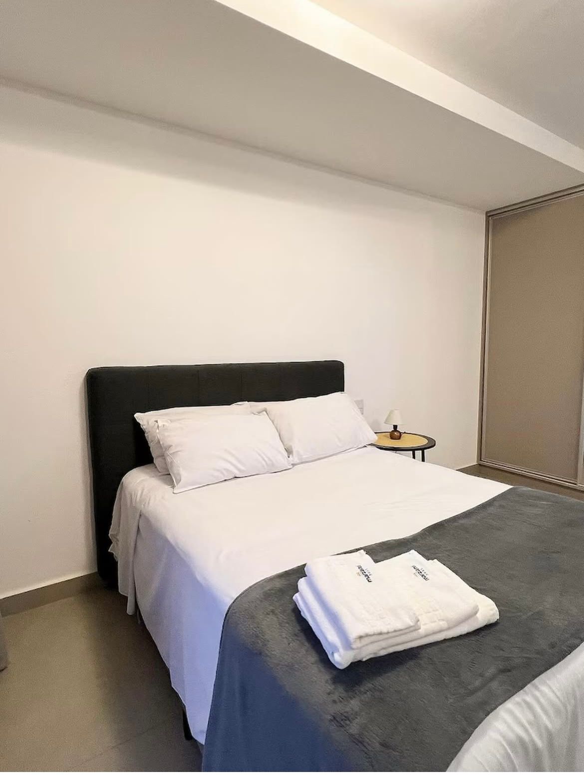 Flat à venda Setor Bueno / 44 m² / mobiliado e decorado / prédio novo / próximo ao Goiânia Shopping