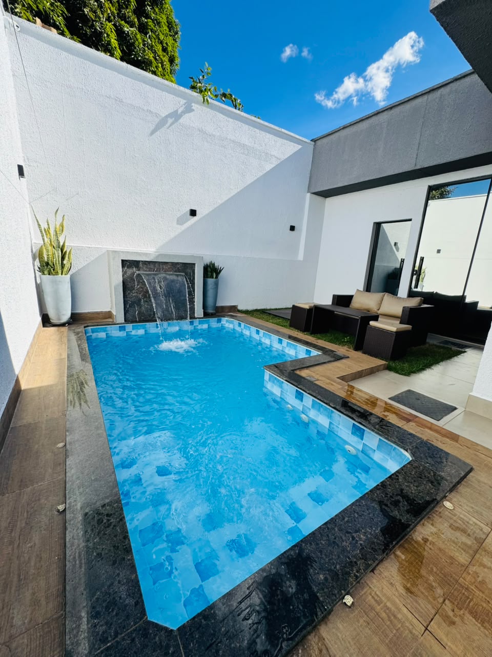Casa para venda / Bairro Cardoso / 3 quartos / 1 suite / 130 m² / Pronta para Morar: Casa com marcenaria completa, eletros e automação inclusos!