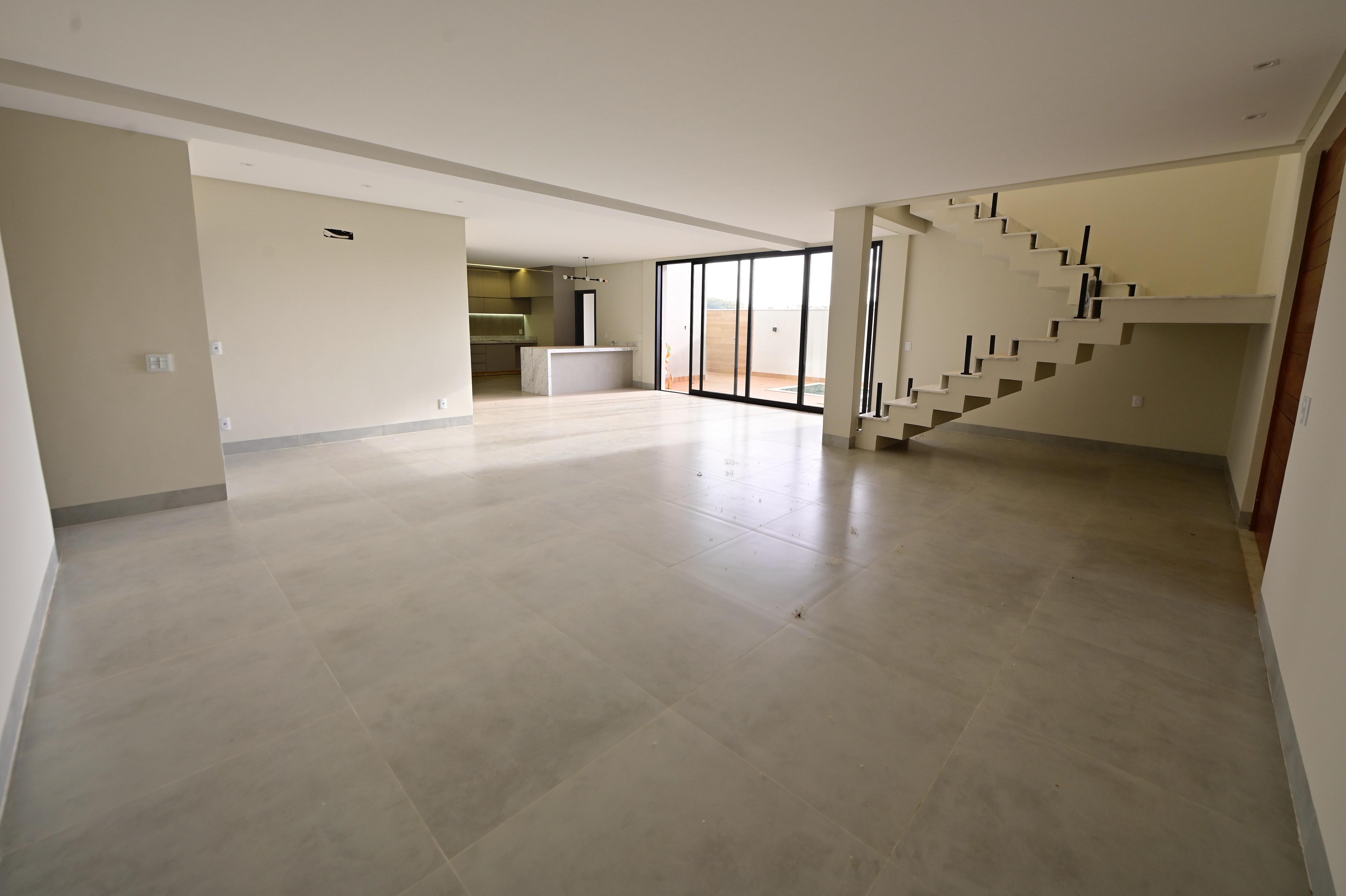 Sobrado para venda ou aluguel / Jardins Barcelona / Frente para a Mata / 3 suites / sala integrada / cozinha e banheiros com armários / piscina / novo