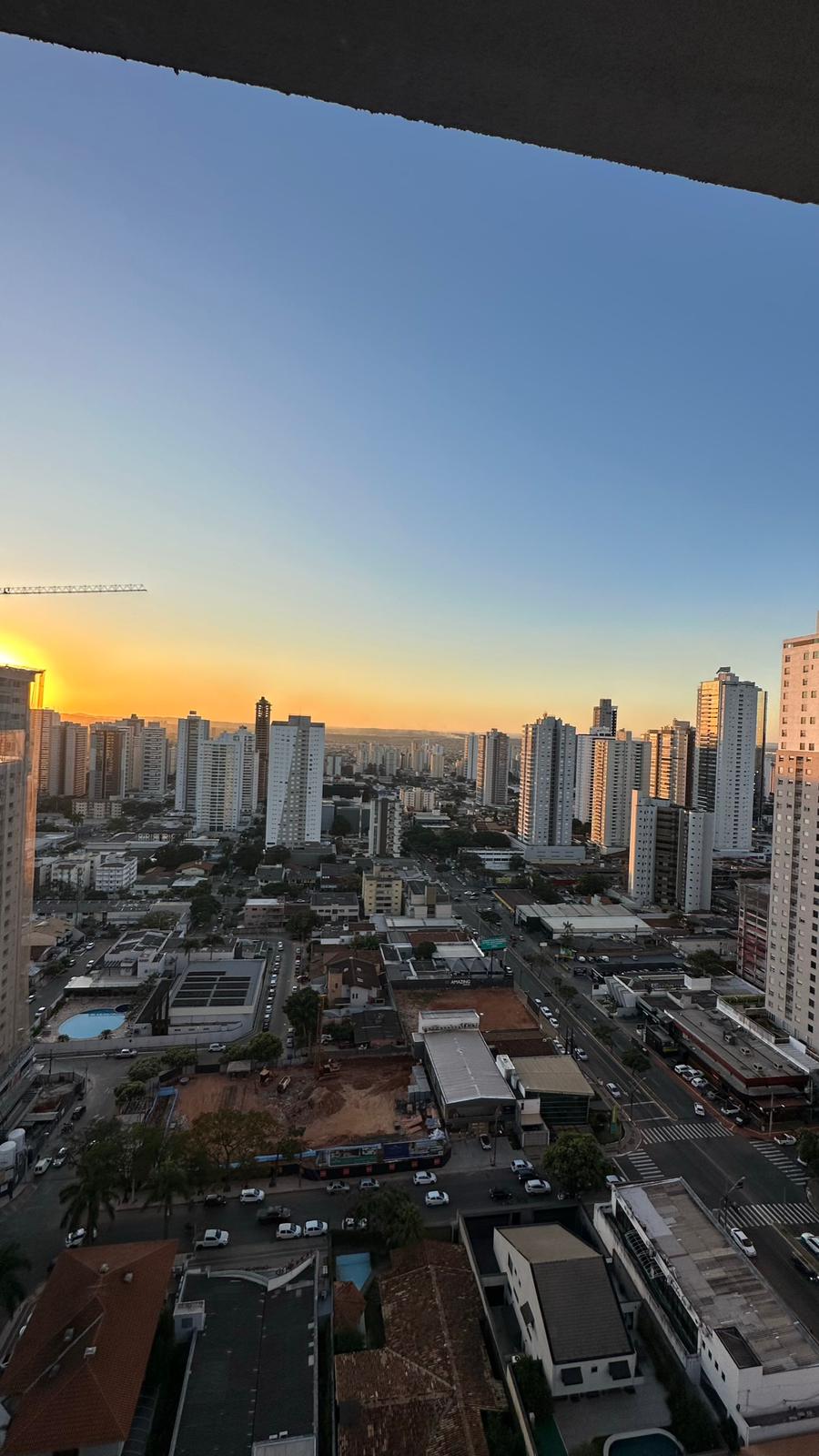 Apartamento aluguel / 2 quartos / 1 suite / mobiliado / Setor Bueno proximo Goiania shopping / predio novo / 1 vaga