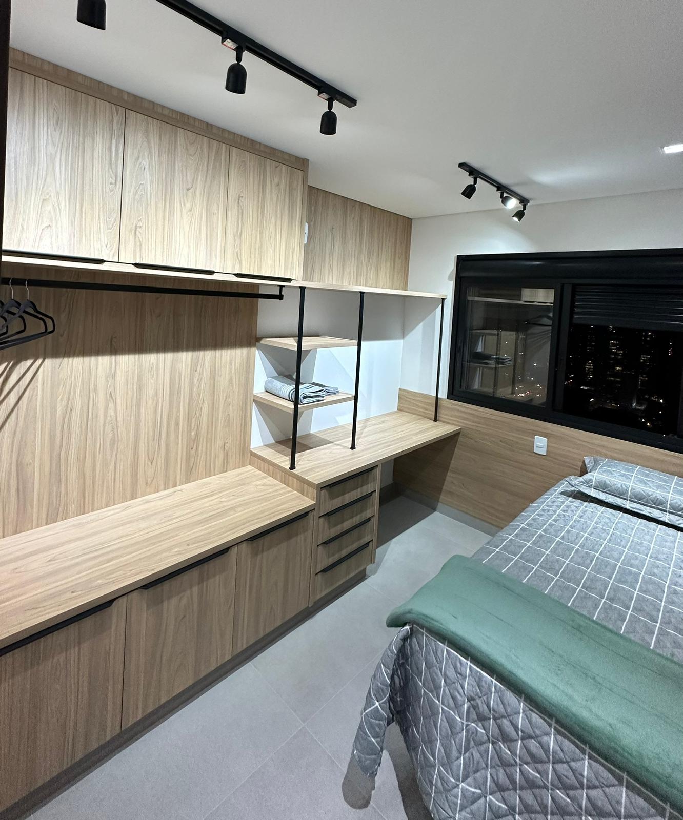 Apartamento aluguel / 2 quartos / 1 suite / mobiliado / Setor Bueno proximo Goiania shopping / predio novo / 1 vaga