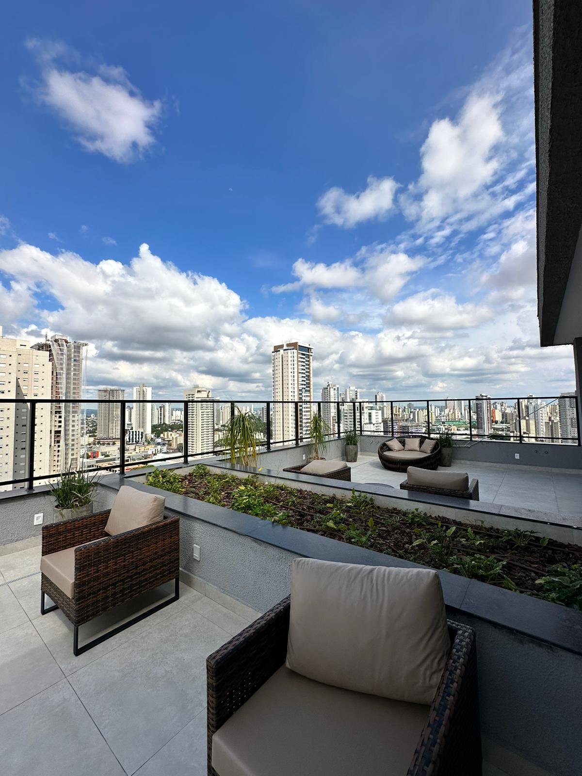 Apartamento aluguel / 2 quartos / 1 suite / mobiliado / Setor Bueno proximo Goiania shopping / predio novo / 1 vaga
