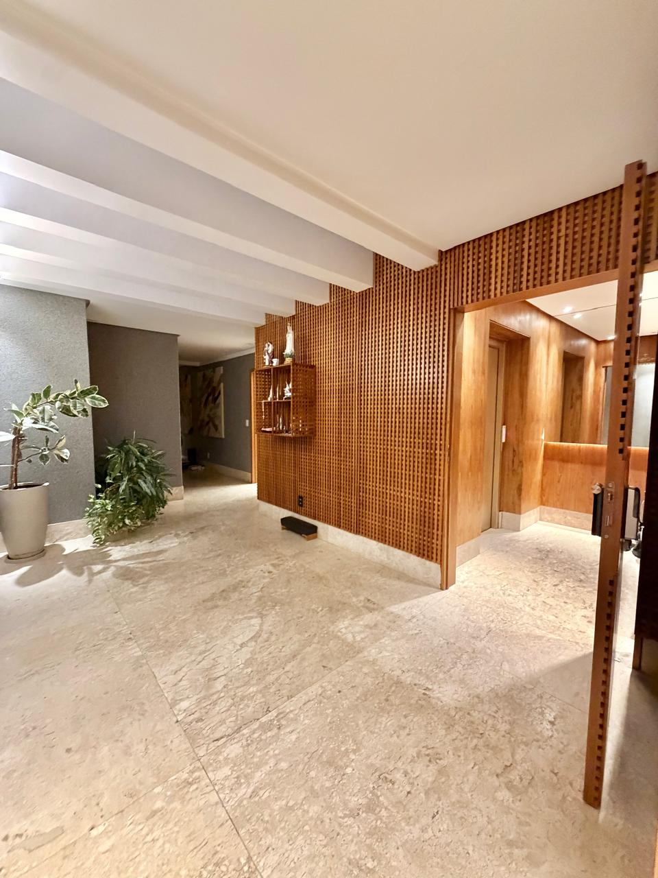 Apartamento de Alto Padrão à Venda no Penthouse - Gran Exellence / 4 suítes / 4 vagas / Setor Bueno