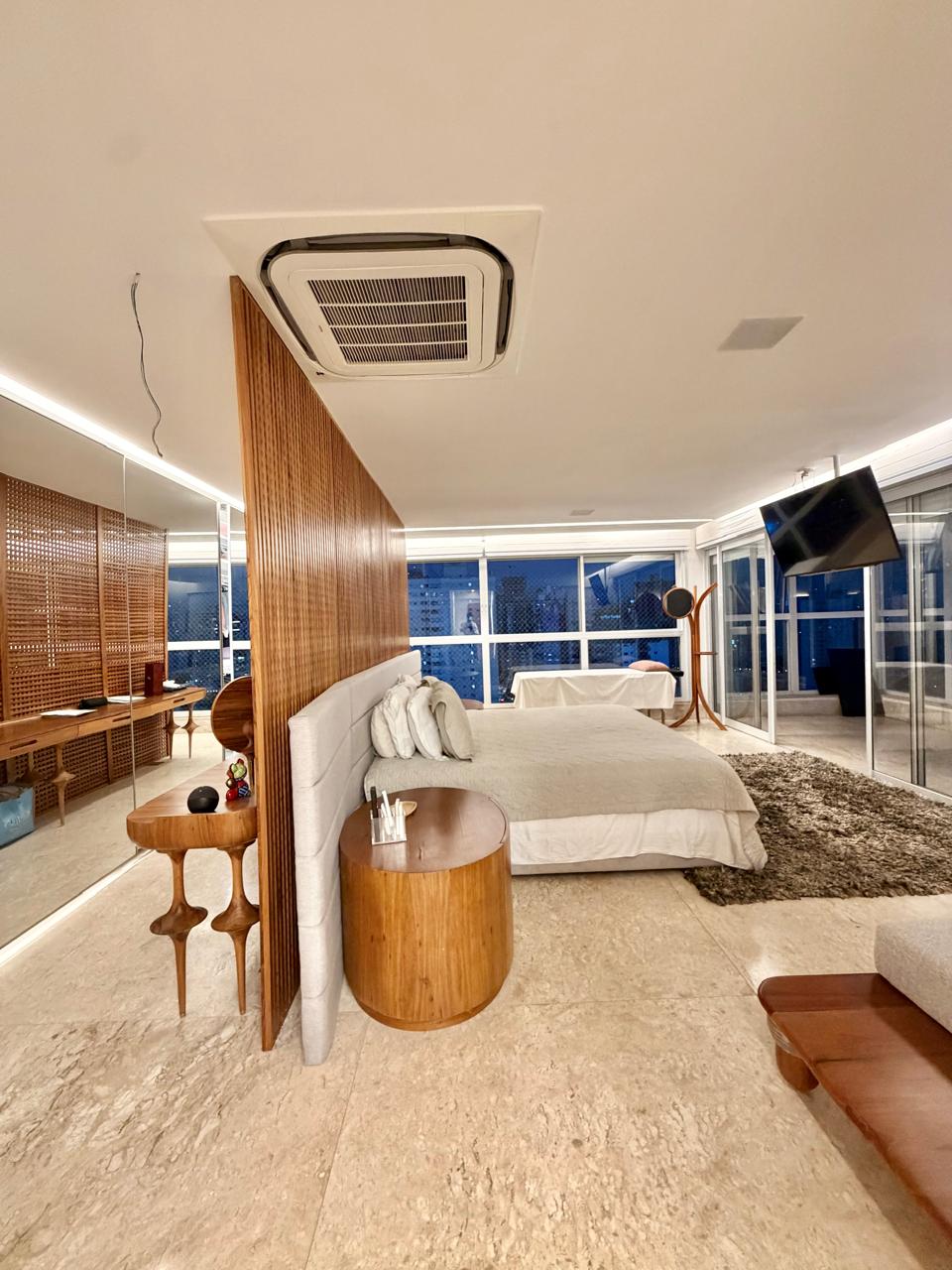 Apartamento de Alto Padrão à Venda no Penthouse - Gran Exellence / 4 suítes / 4 vagas / Setor Bueno