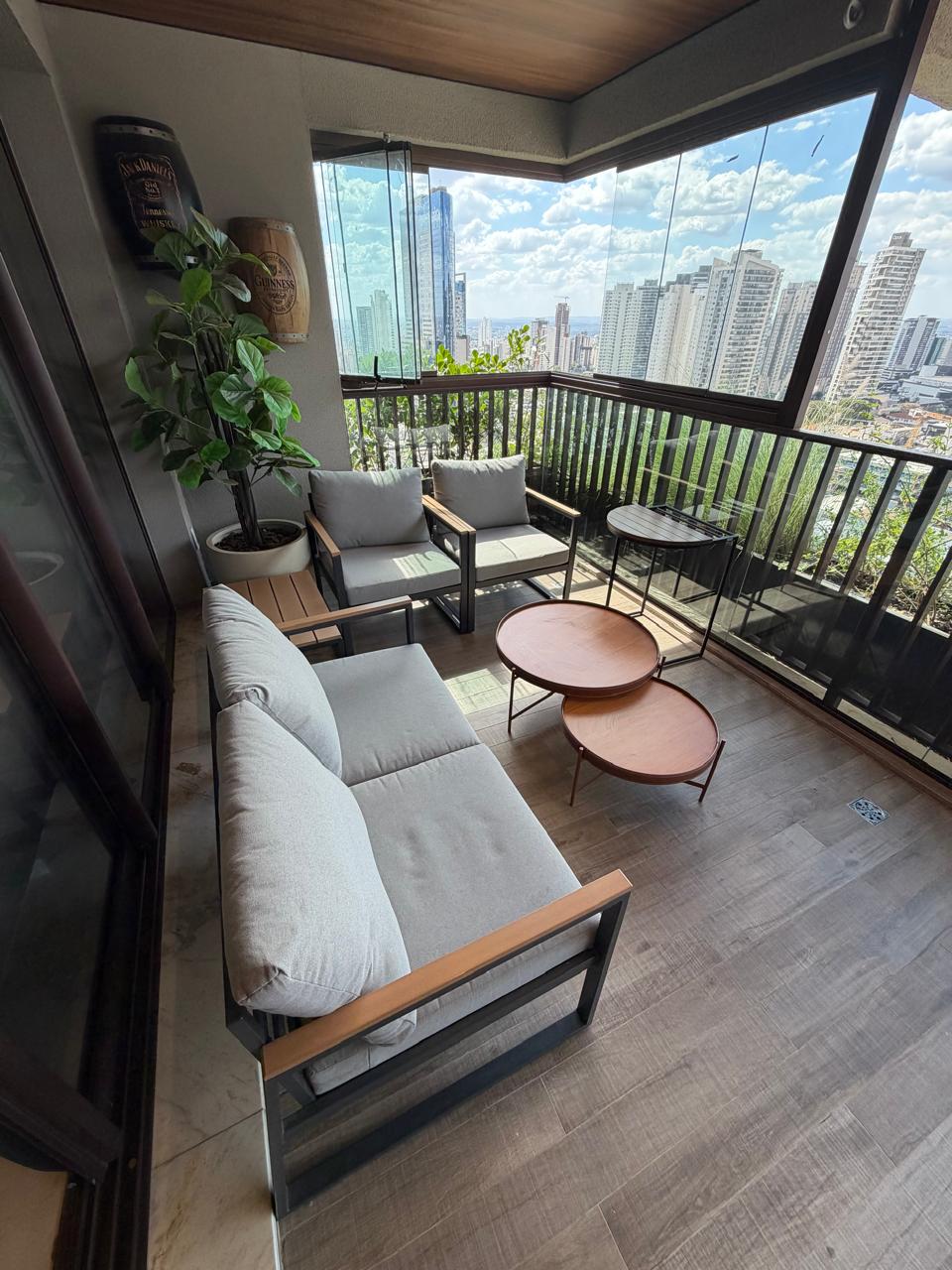Apartamento de Alto Padrão à venda no Deck 23 Opus / 3 suítes / 204m² / 3 vagas / Mobiliado / Setor Bueno