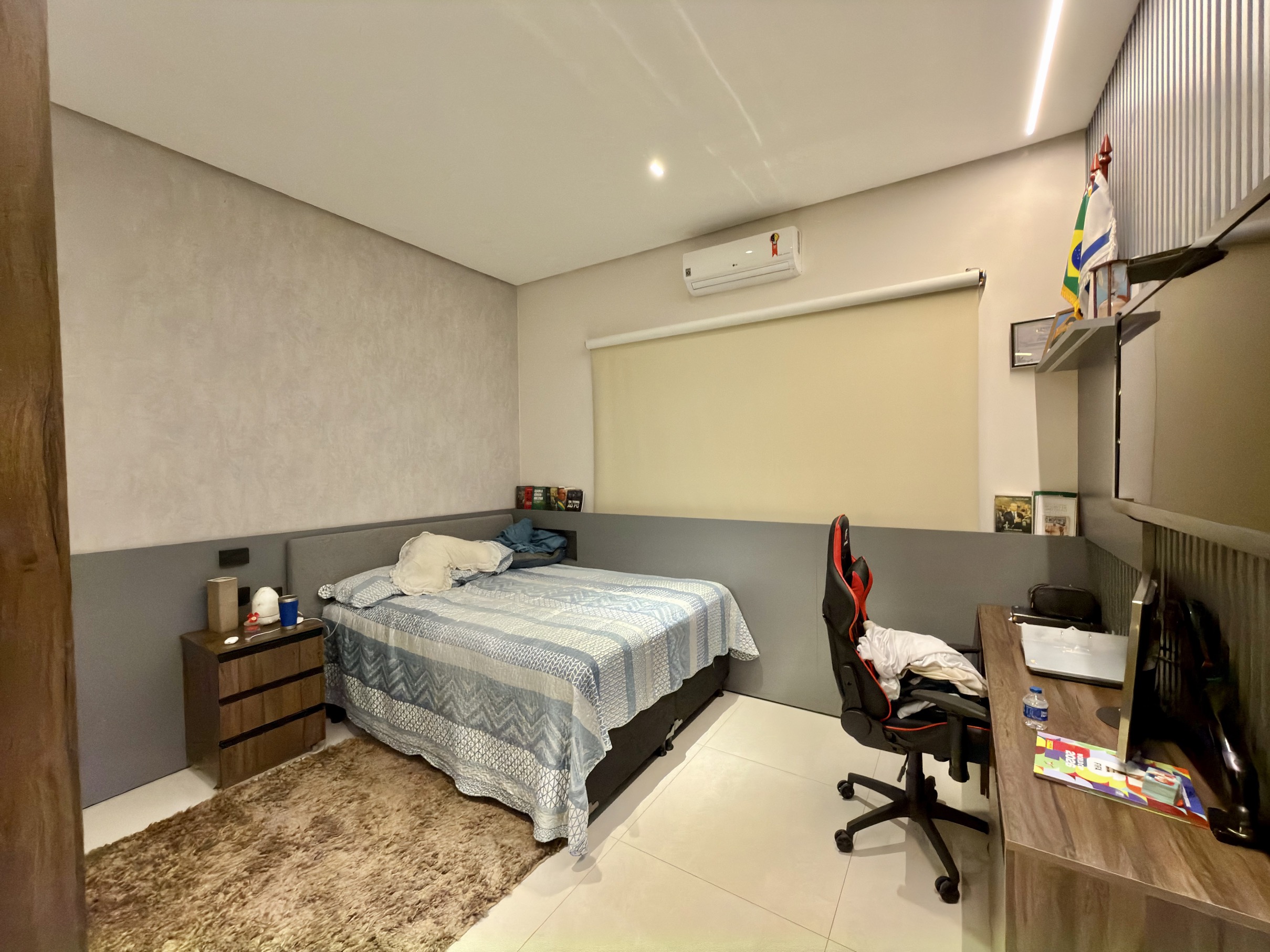 Venda Casa térrea Jardins Valencia  / 200 m² / jacuzzi / churrasqueira / 3 quartos