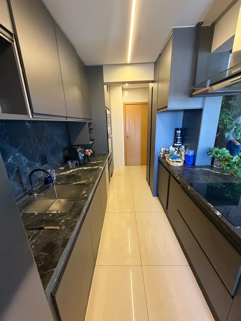 Aluguel apartamento alto padrão Setor Bueno / 123 m² / 2 suites / mobiliado / jacuzzi no apartamento / lazer completo