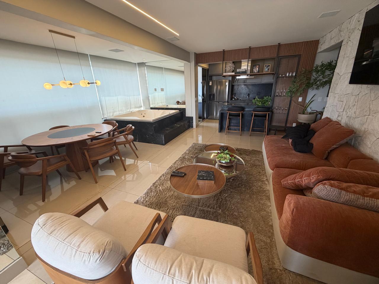 Aluguel apartamento alto padrão Setor Bueno / 123 m² / 2 suites / mobiliado / jacuzzi no apartamento / lazer completo