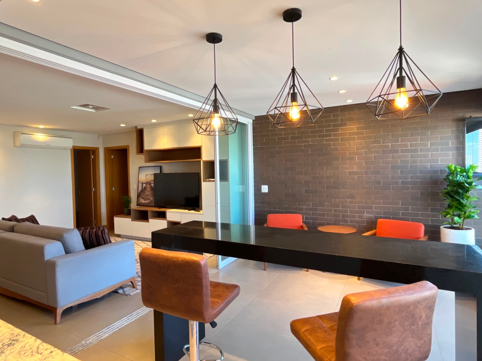 Aluguel de Apartamento no Residencial Maxxi 135 / 3 suítes / 2 vagas / 121m² / Setor Marista