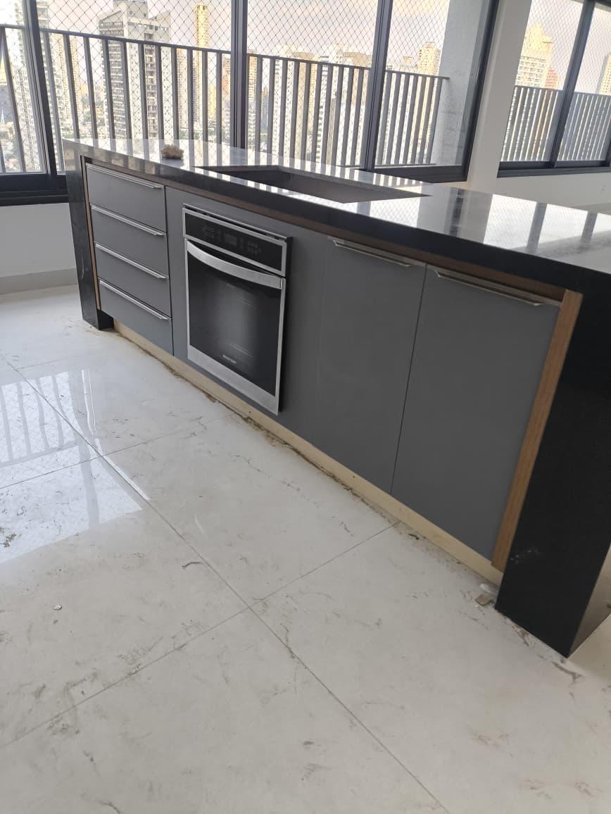 Apartamento de Alto Padrão no Cristal Tower – Setor Bueno, 202 m² | 4 Suítes