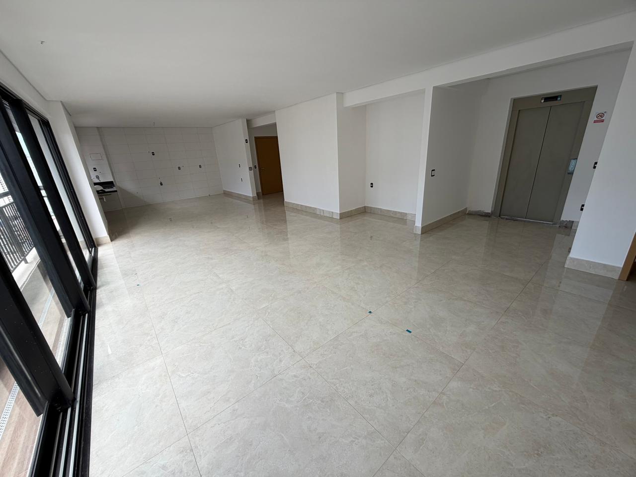 Apartamento Alto Padrão no Residencial Arte Verde - 4 Suítes Plenas com Elevador Privativo, Setor Marista