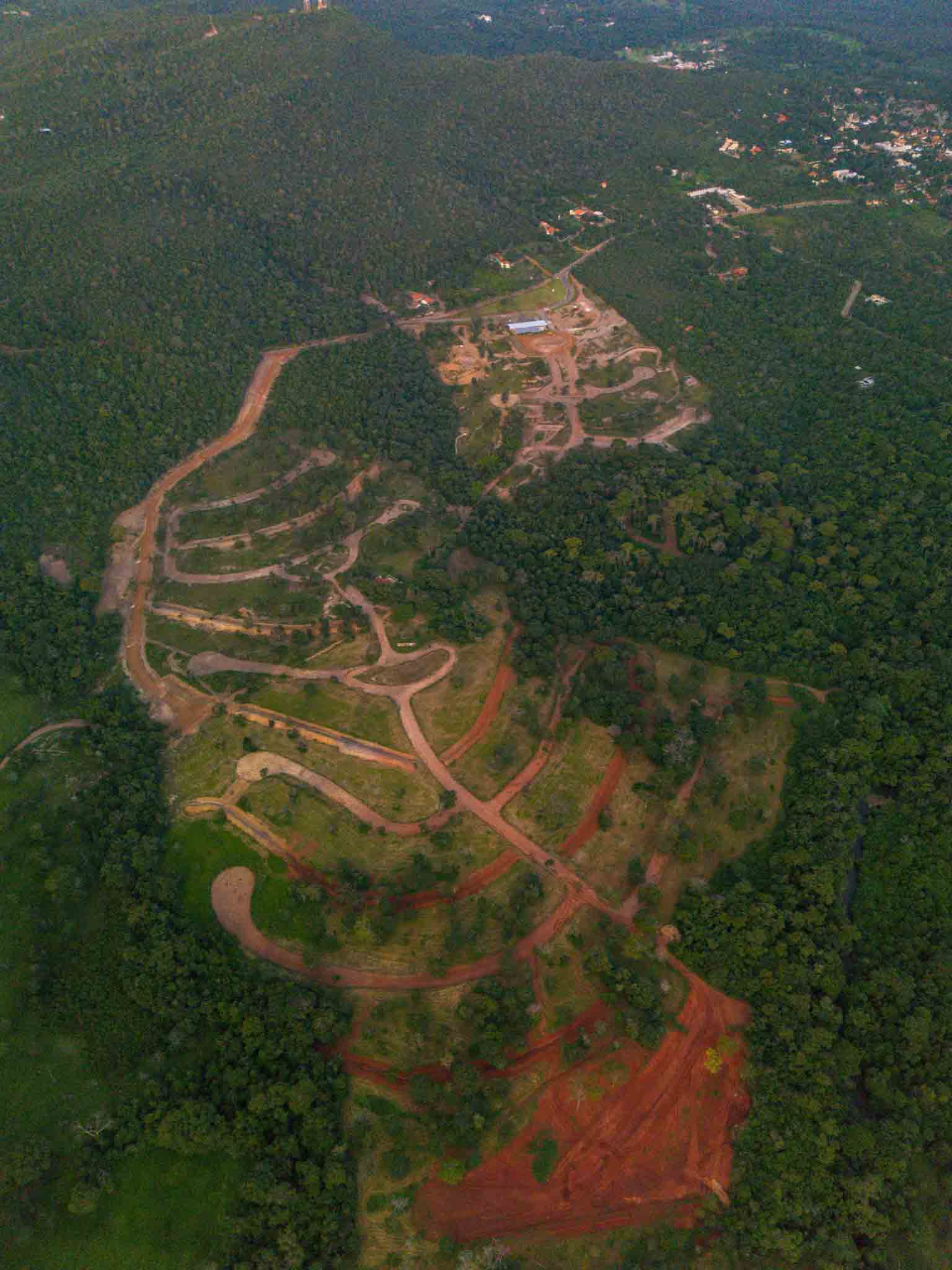 ALDEIA DO VALE - CONDOMÍNIO FECHADO