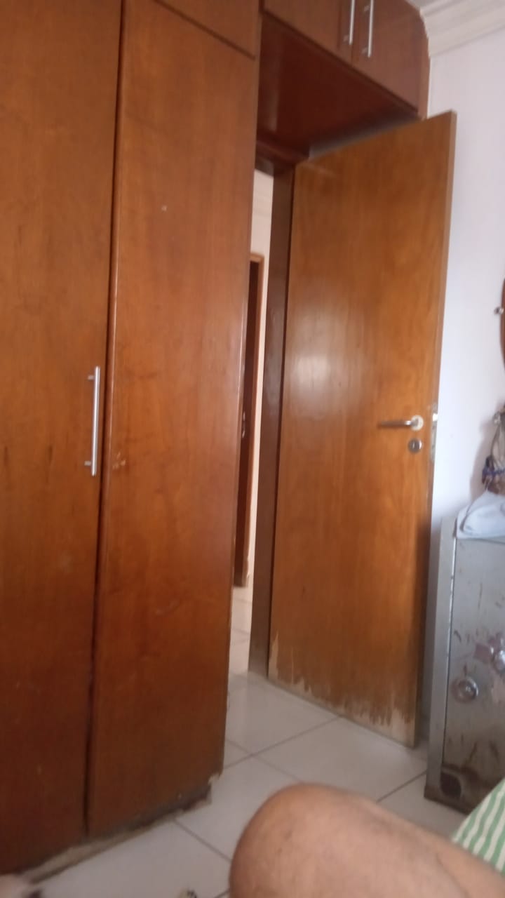 Apartamento à venda com 3 quartos / 1 suíte / Setor Bueno / Edifício Ivana